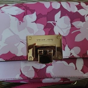 Michael Kors crossbody